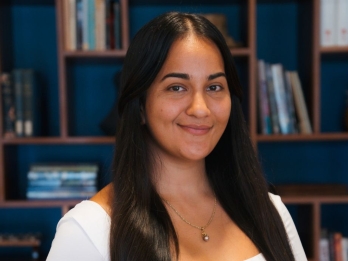 Headshot of Christielove 